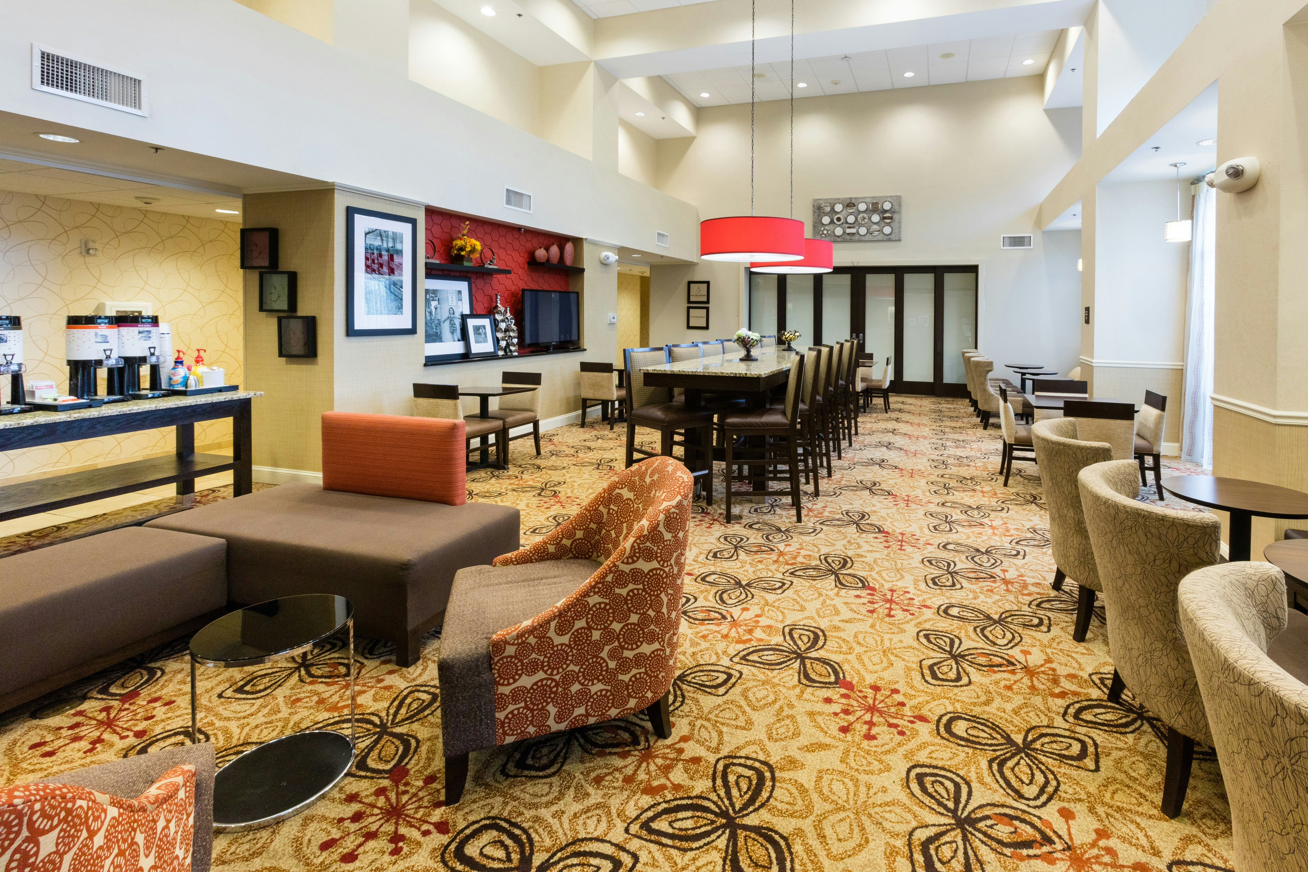 Hampton Inn And Suites Jacksonville Airport 25/42