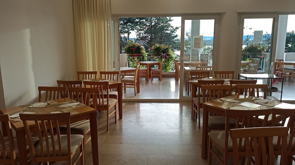 DELFIN HOTEL 15/22