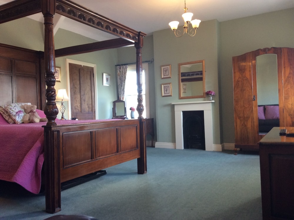 Manor Guest House 26/50