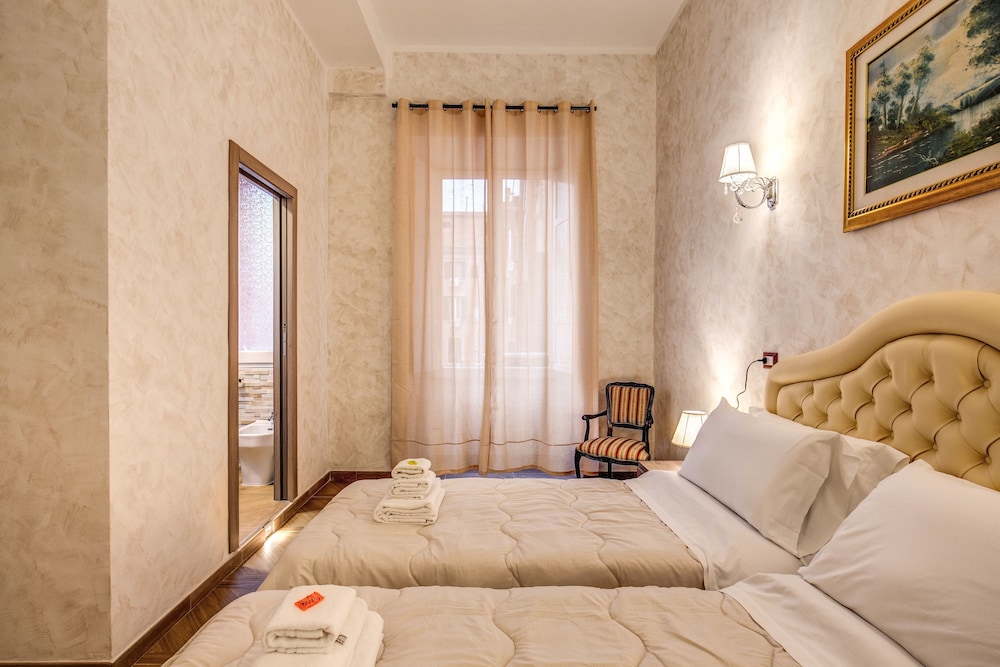 Amici Guesthouse 11/40