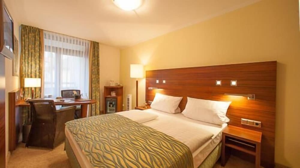Hotel Wallis 8/50