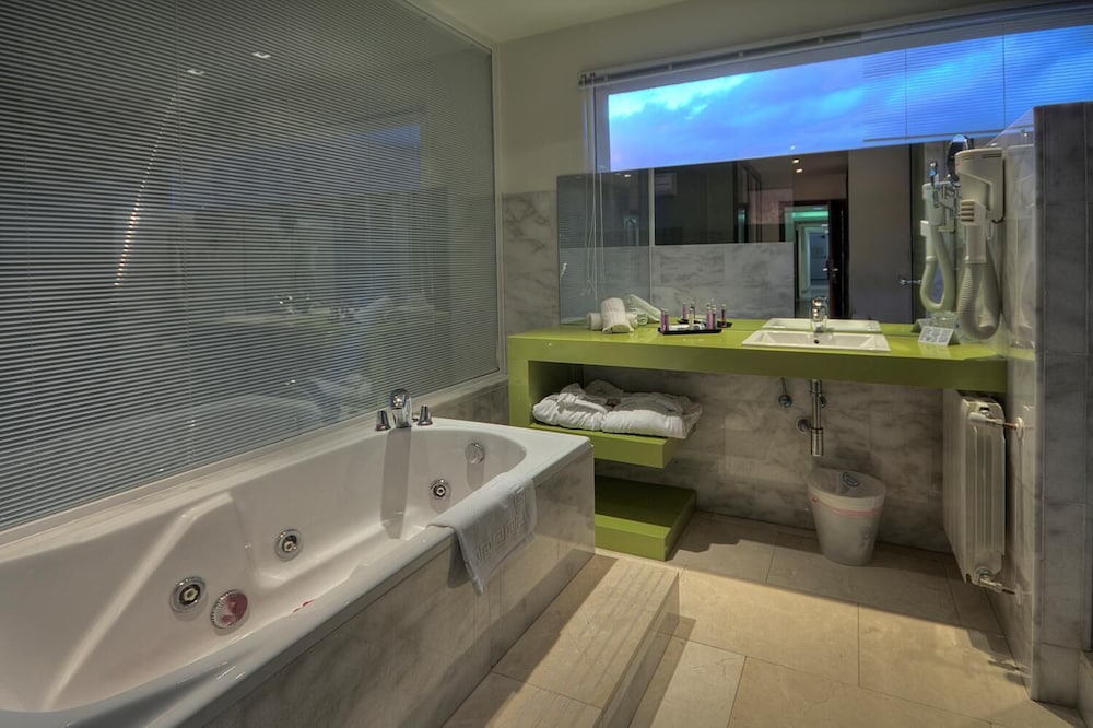 La Sinagoga Hotel Spa 37/41