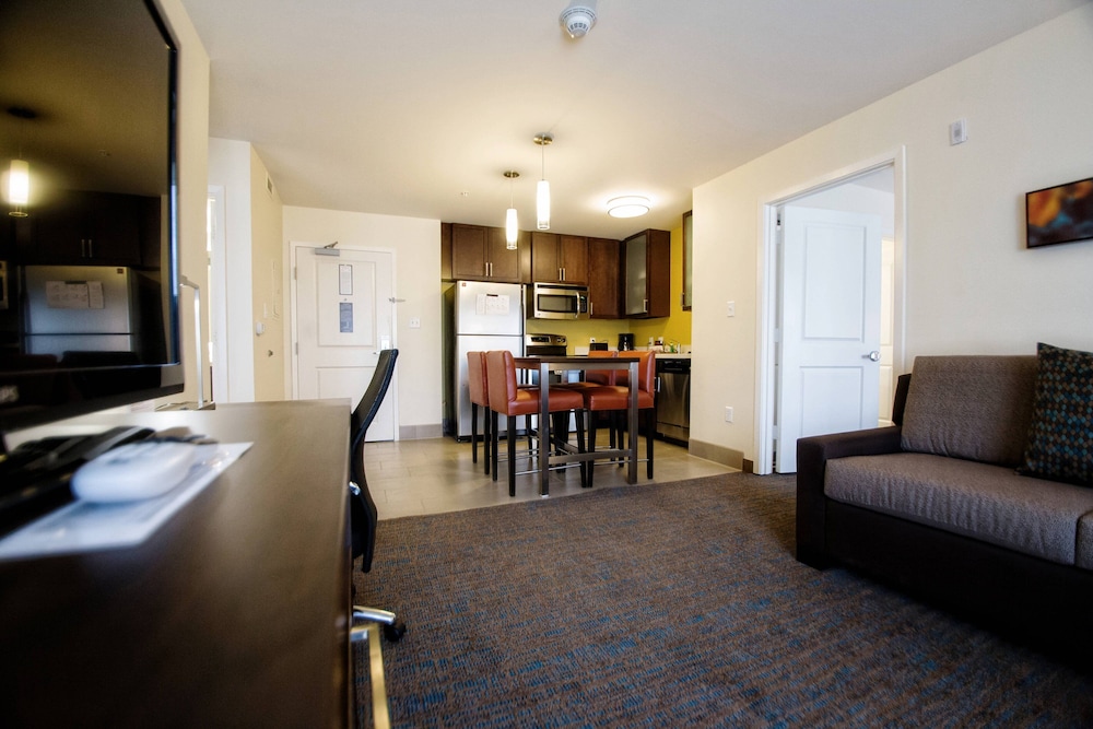 Residence Inn Omaha West 27/44