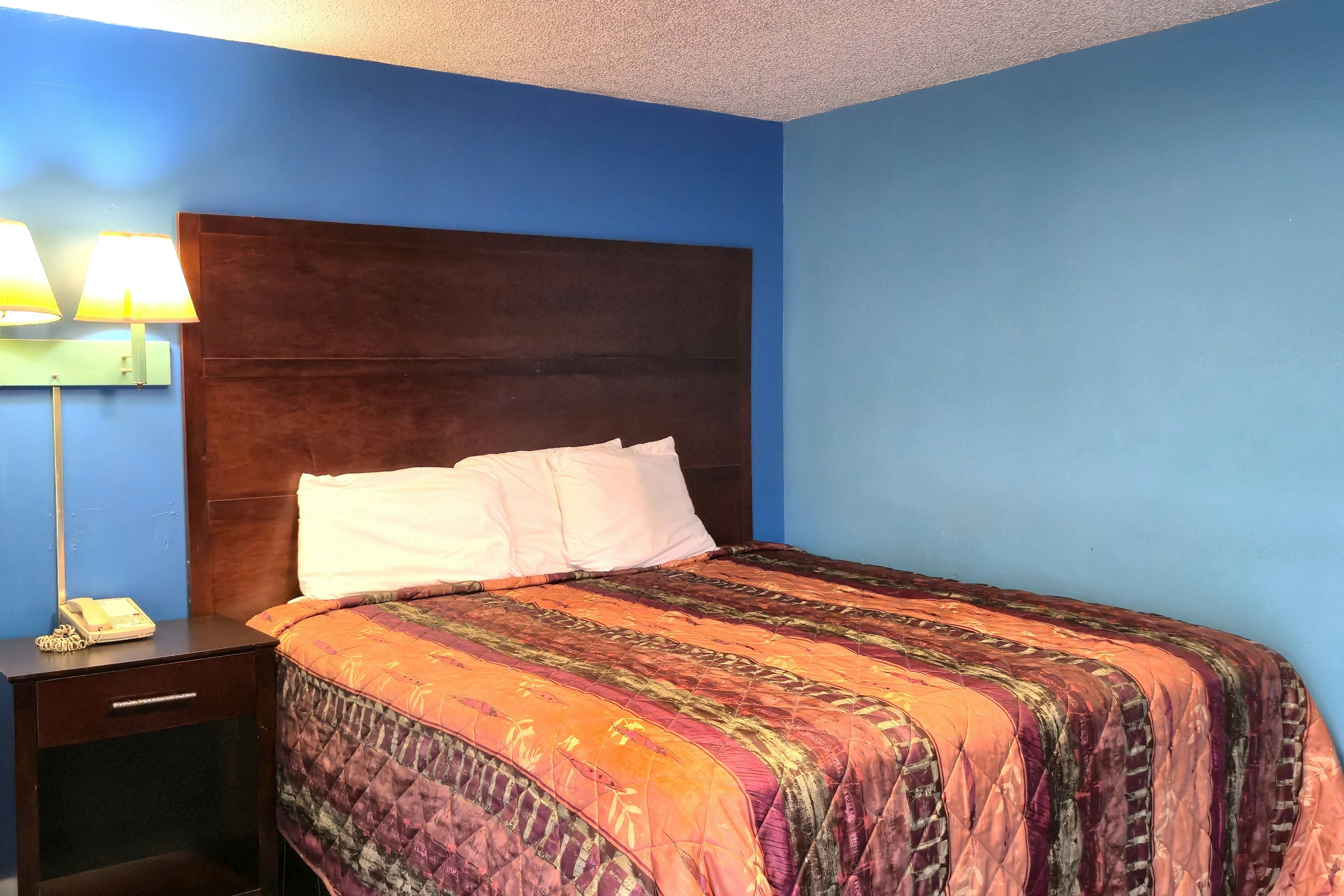 Holiday Motel by Belvilla Cleveland, TN 22/44