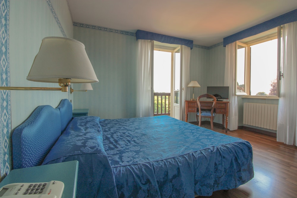 Hotel Moderno 19/50