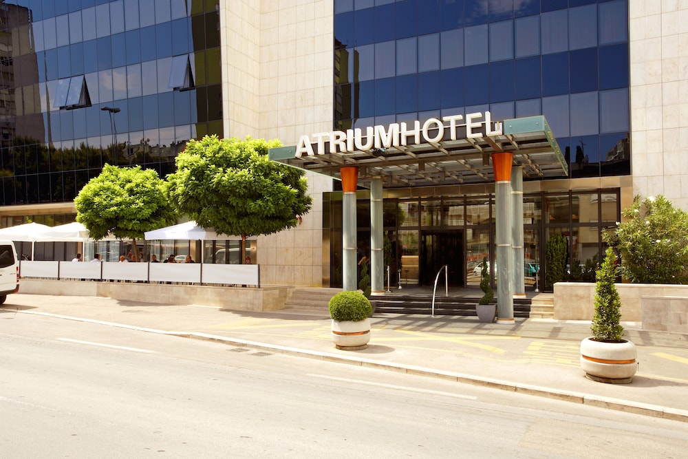 Atrium Hotel 11/78