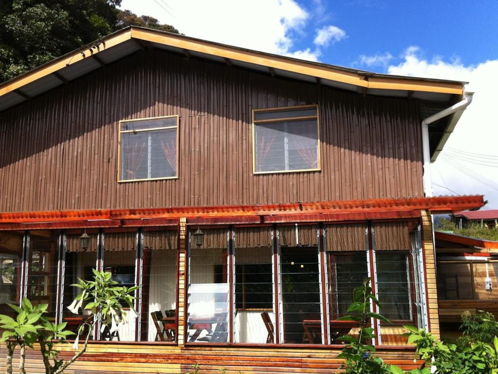 Mile 36 Lodge 2/76