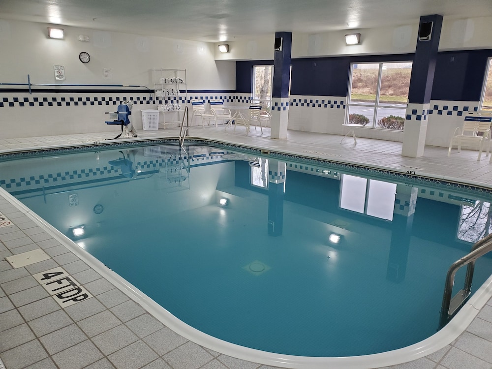 Wingate by Wyndham Uniontown 3/27