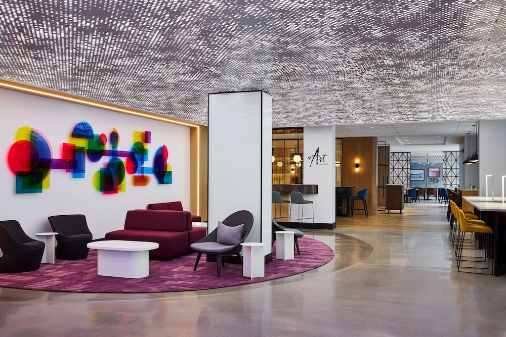 YOTEL Washington DC, Select by Hilton 45/50
