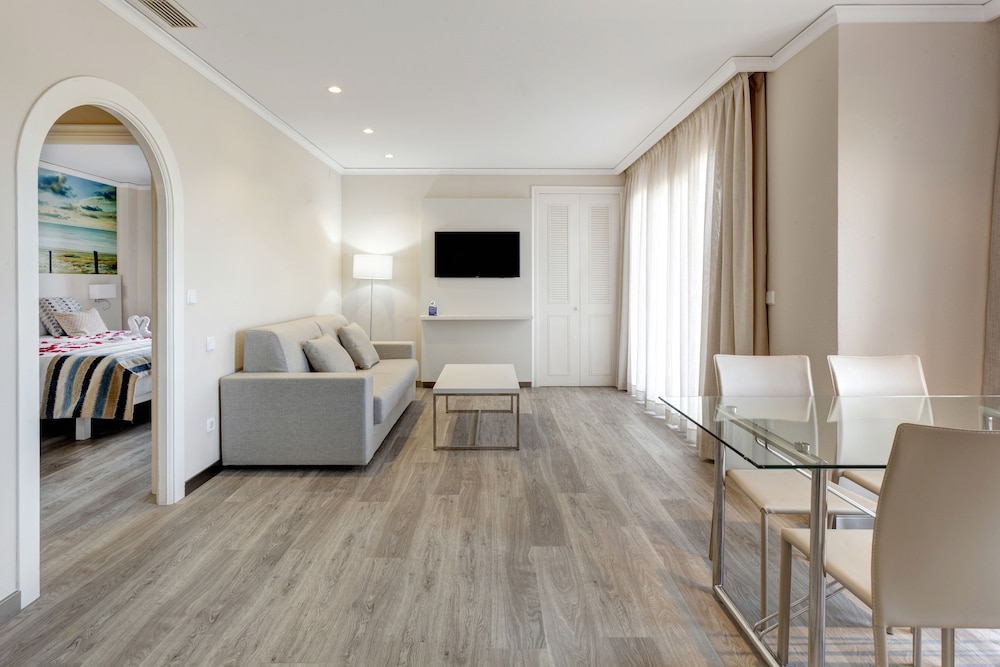 Hotel Oliva Nova Beach Golf 37/63