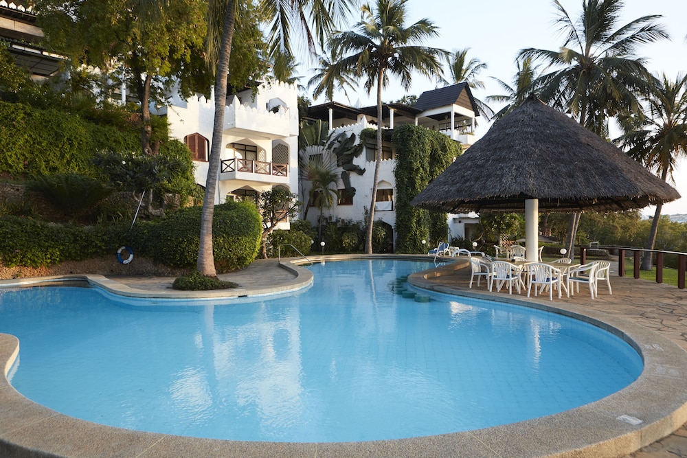 Tamarind Village Apartments 25/29