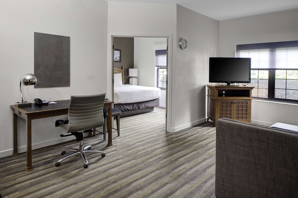 Hyatt House Parsippany East 30/46