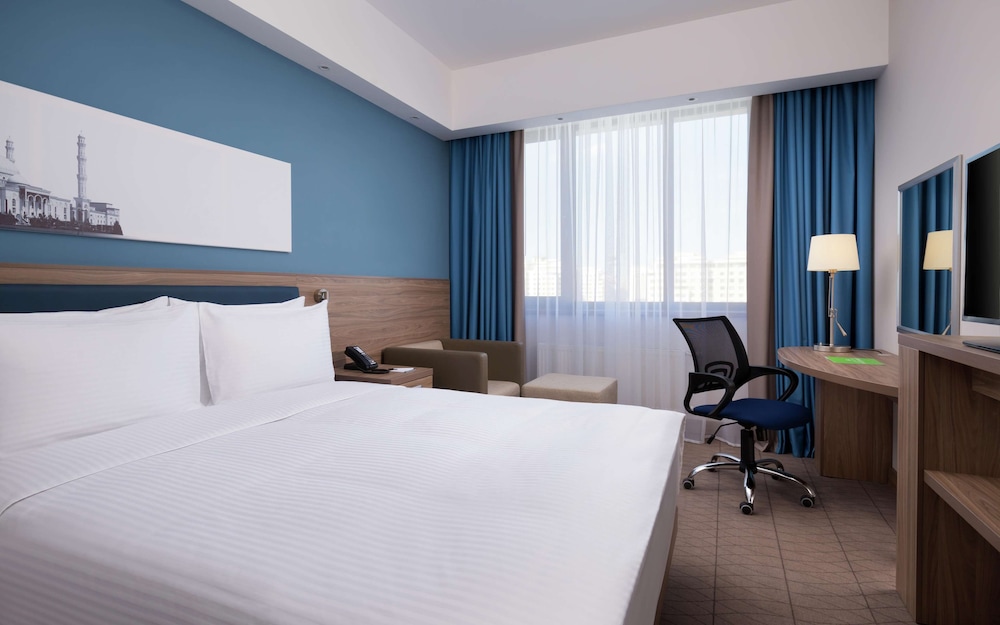 Hampton by Hilton Astana Triumphal Arch 16/53