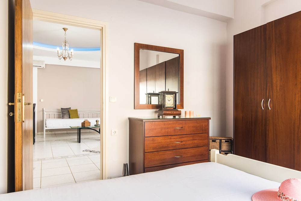 Yiannis Manos Hotel Resort 18/50