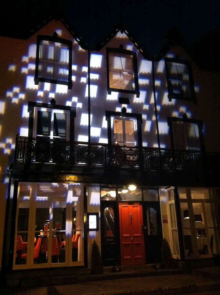manorhaus Llangollen 2/50