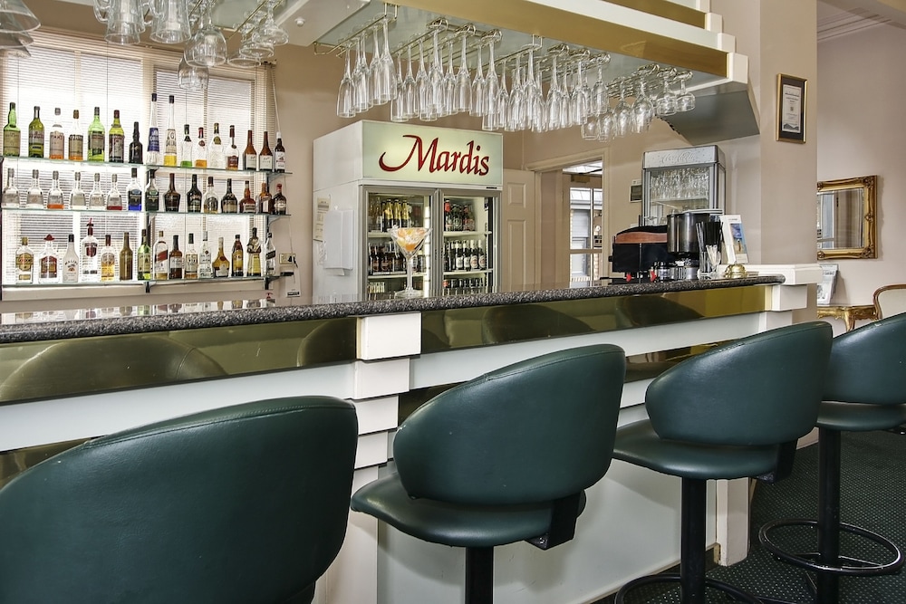 ROWVILLE INTERNATIONAL HOTEL 32/46