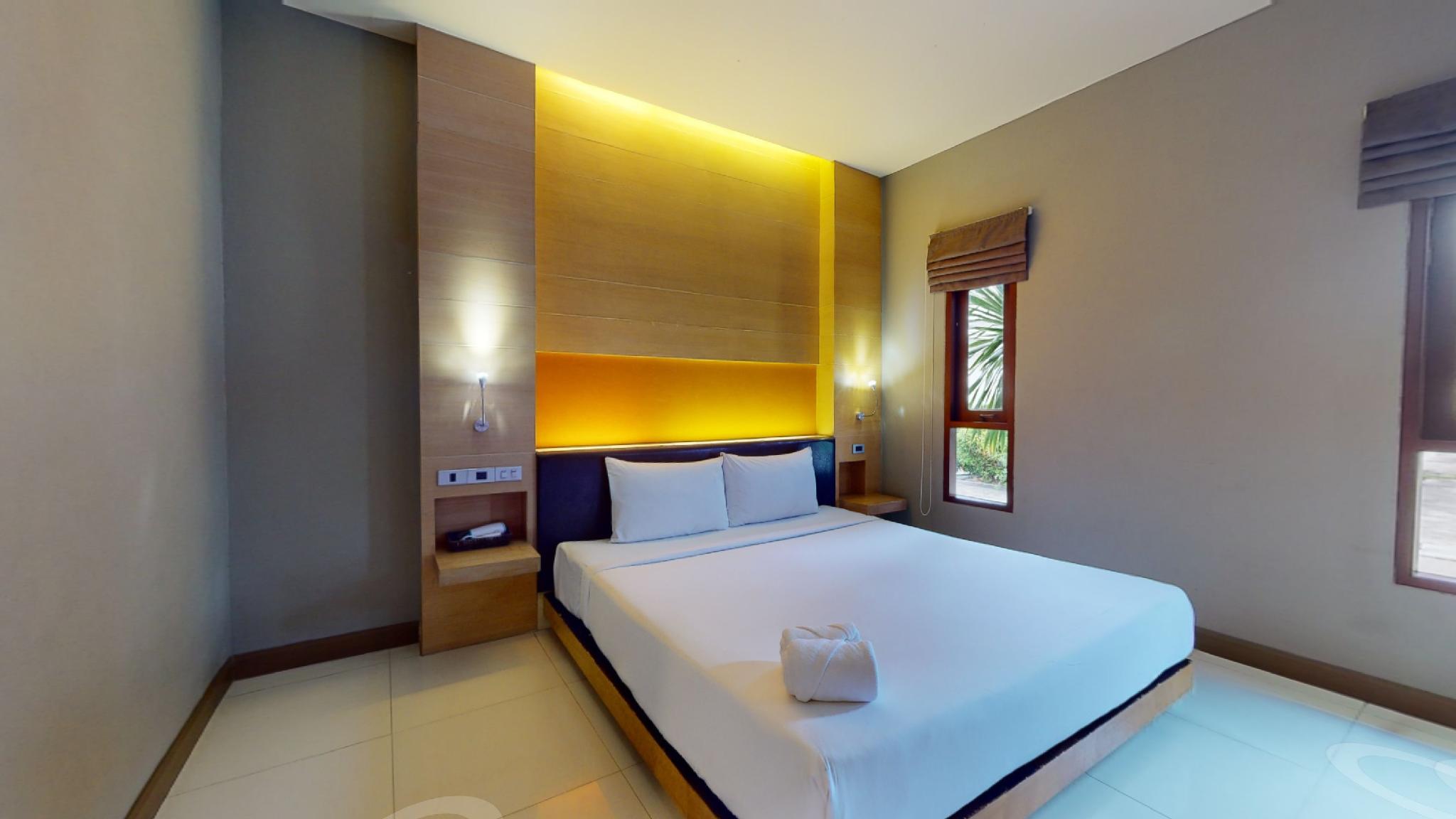 The Sixnature Resort Bangsaen 18/56
