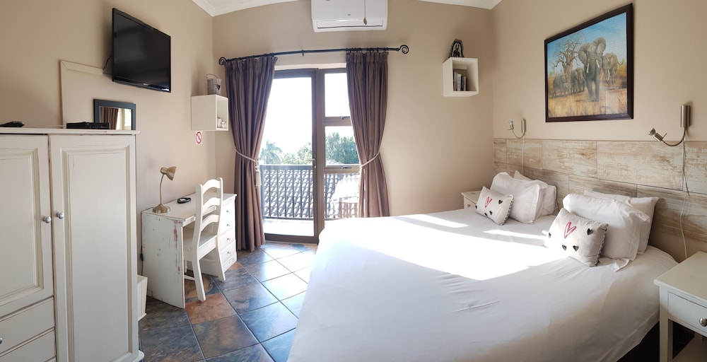 JUNIOR SUITE, SEA VIEW, BALCONY