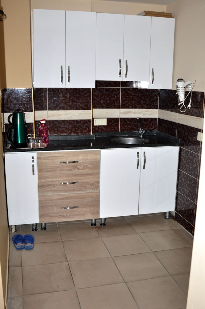 Gvar Apart Otel 29/35