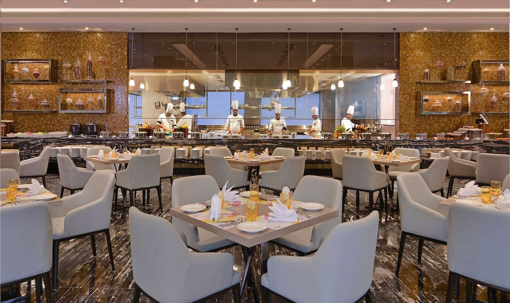 Radisson Mumbai Andheri MIDC 45/65