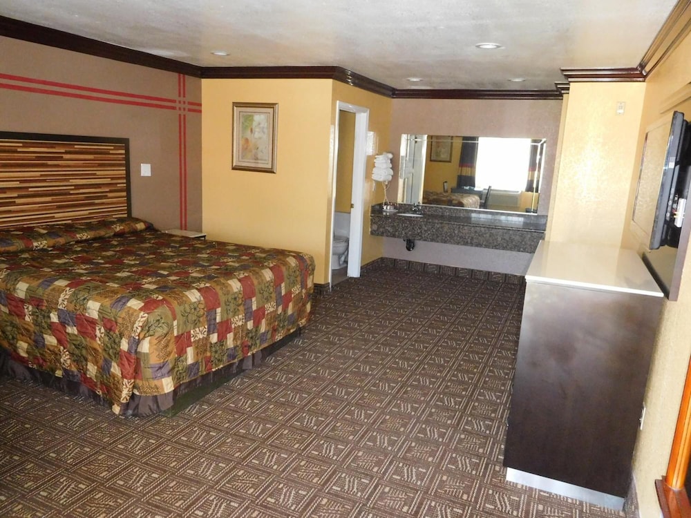 Diamond Inn 27/46