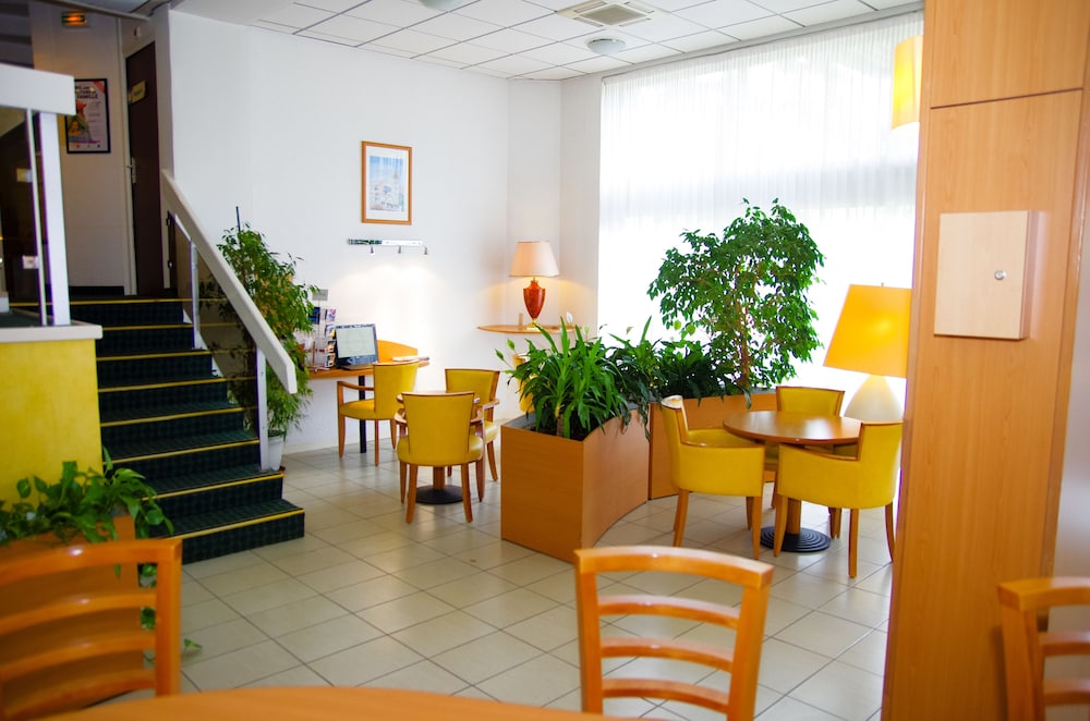 Ibis Grenoble Gare 40/56