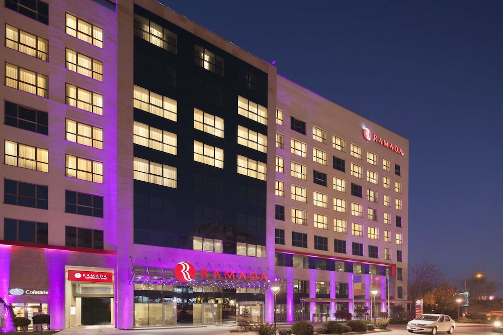 Ramada by Wyndham Pitesti 1/26