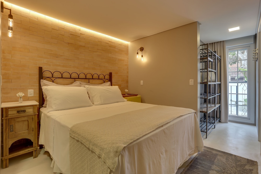 Solar Beach Hotel 11/50