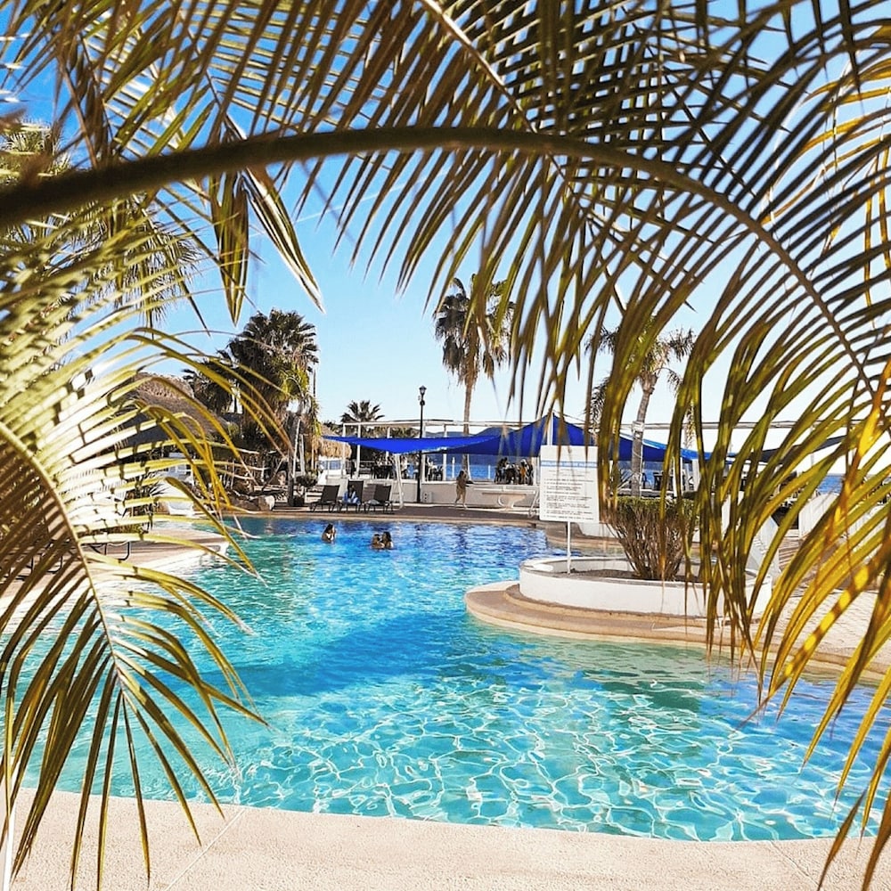 Hotel San Carlos Plaza, Beach & Convention Center 50/58