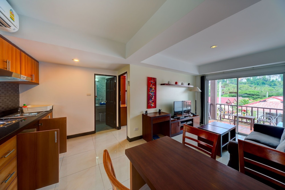 Krabi Apartment Hotel 28/36