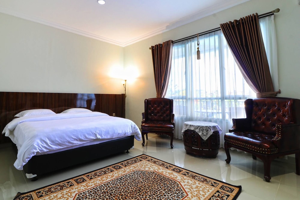Aries Biru Hotel and Villa 16/49
