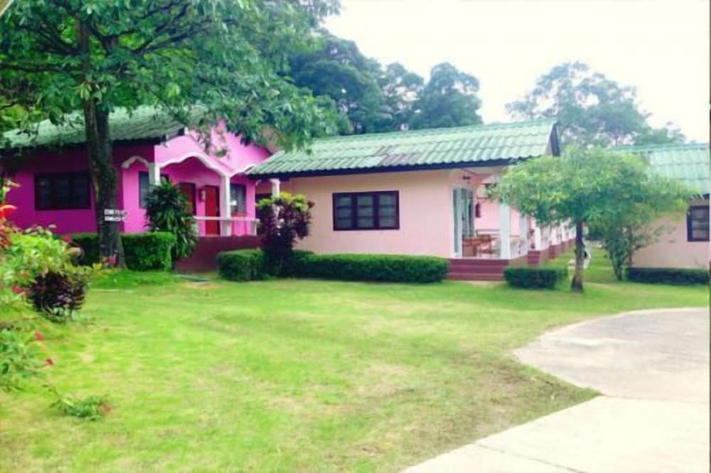 Chokdee Resort 57/67