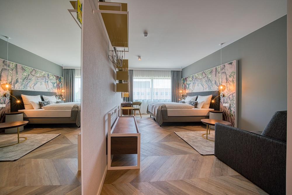 Vienna House Easy by Wyndham Amsterdam Airport 41/58