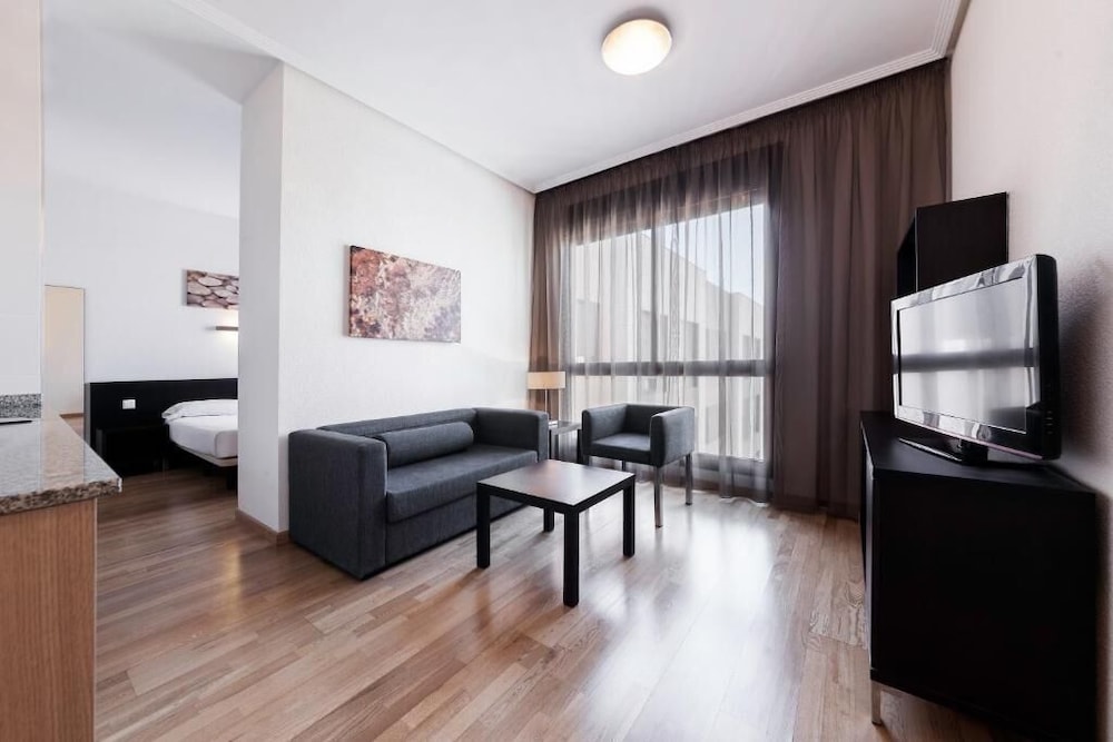 Compostela Suites 41/66