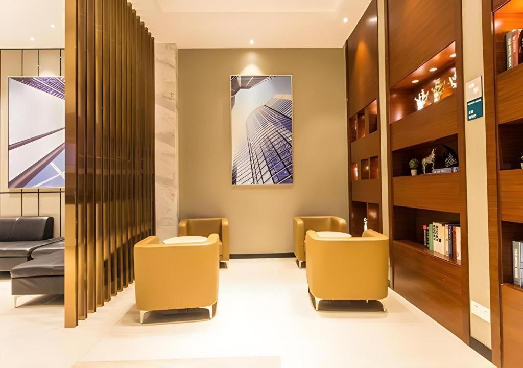 City Comfort Inn (Nanning East Railway Station) 33/51
