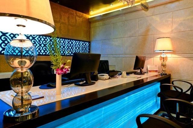 Hotel Southern Grand 47/53