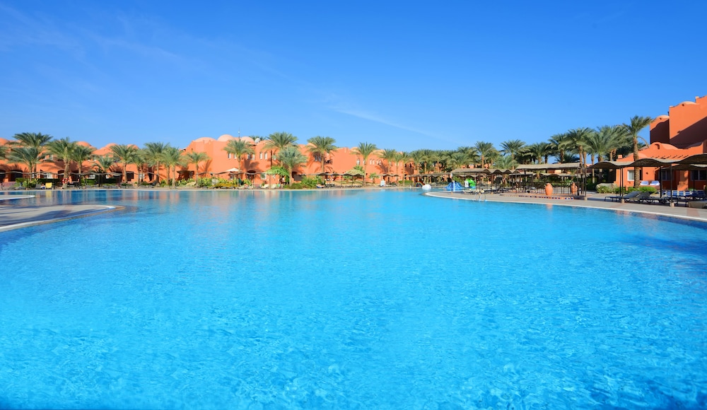 JAZ Makadi Oasis Resort 10/81