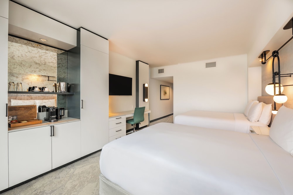 ROOM, 2 QUEEN BEDS, WATER VIEW, ACCESSIBLE