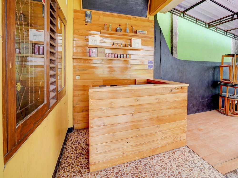 OYO 113676 Wisma Al-fahmi Syariah 21/25