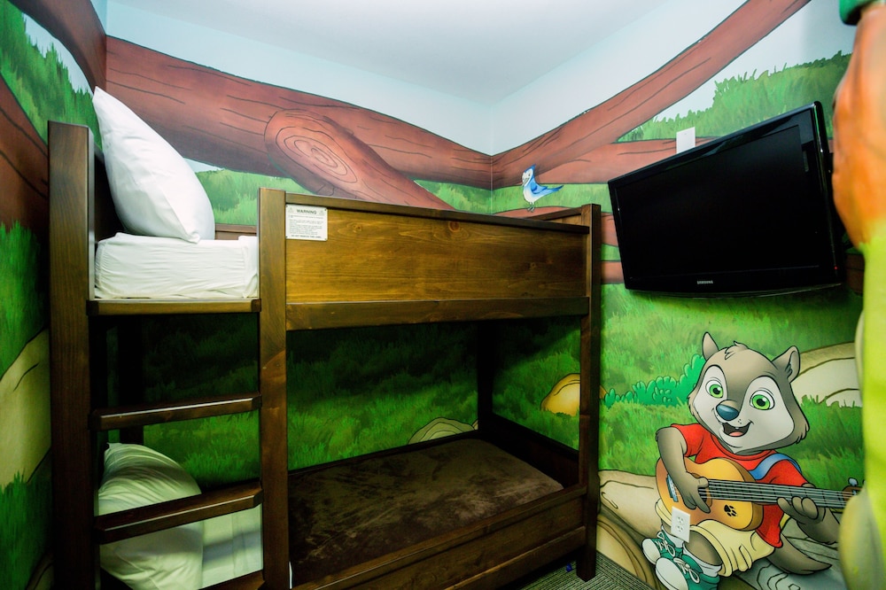 Great Wolf Lodge Illinois 4/46
