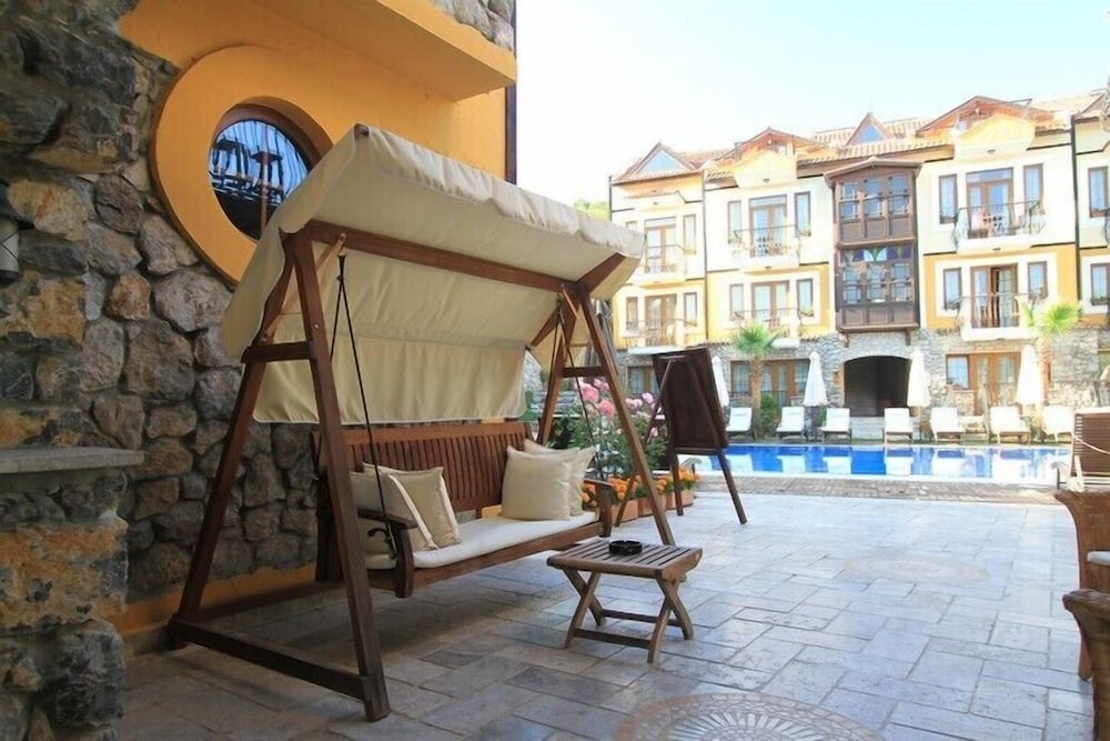 The Olive Tree Studios - Adults Only 32/50