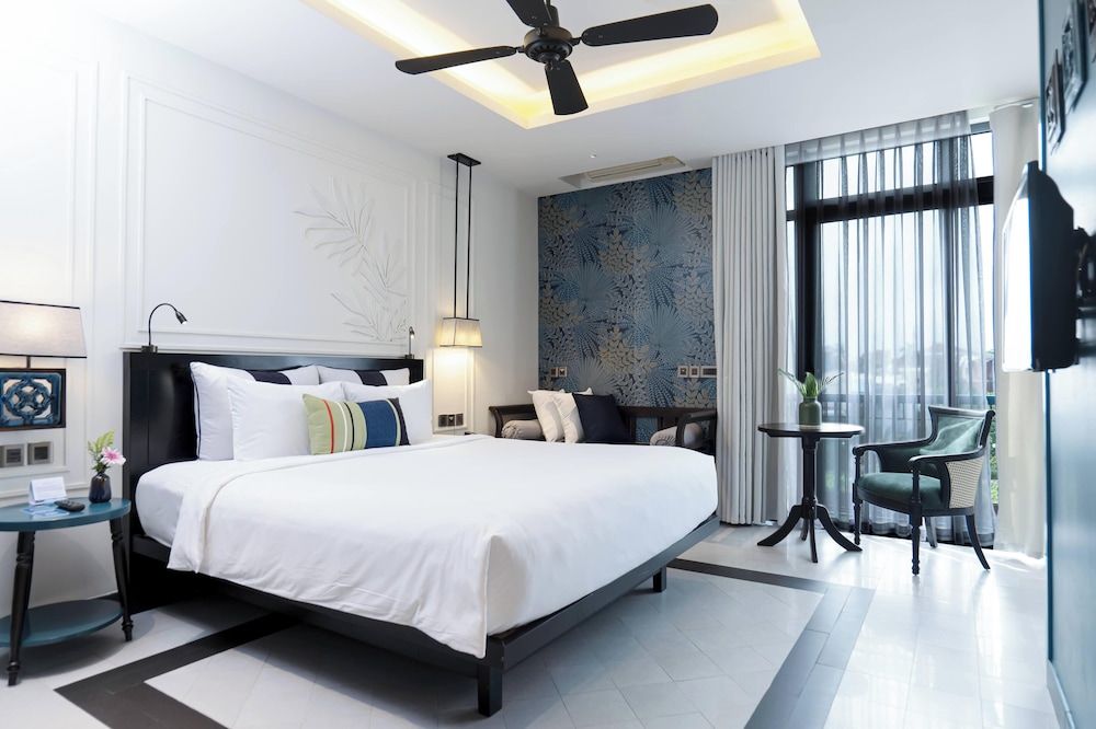 SUPERIOR, DOUBLE BED