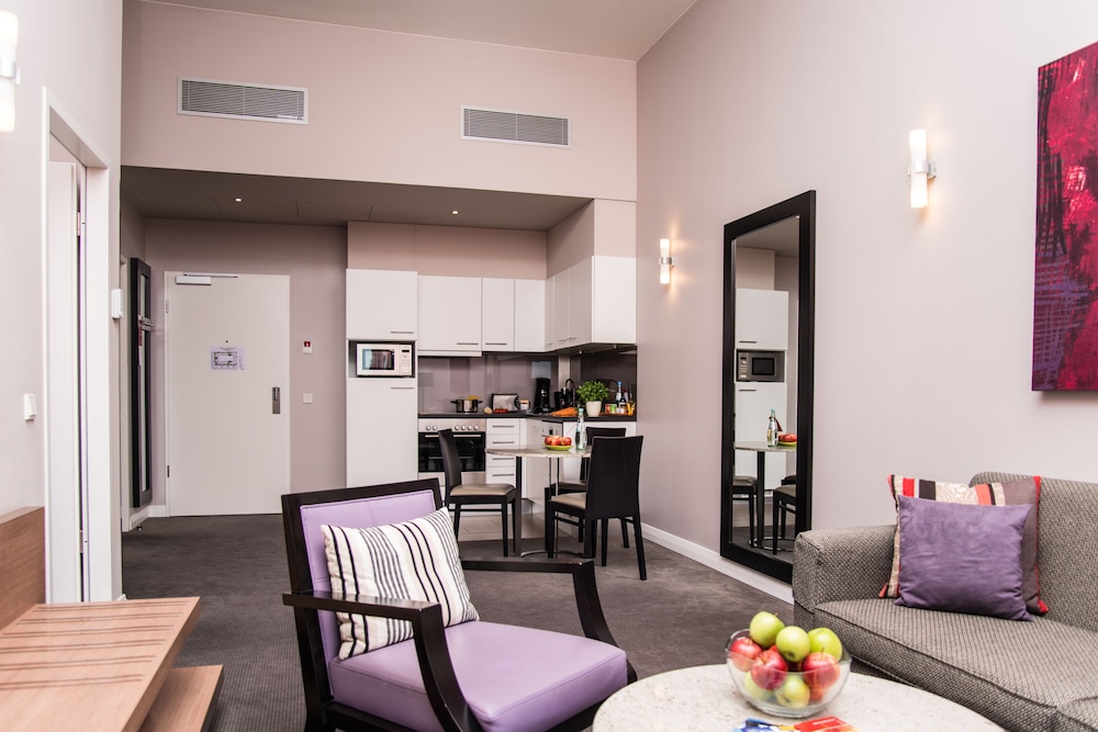 Adina Apartment Hotel Berlin Checkpoint Charlie 40/64