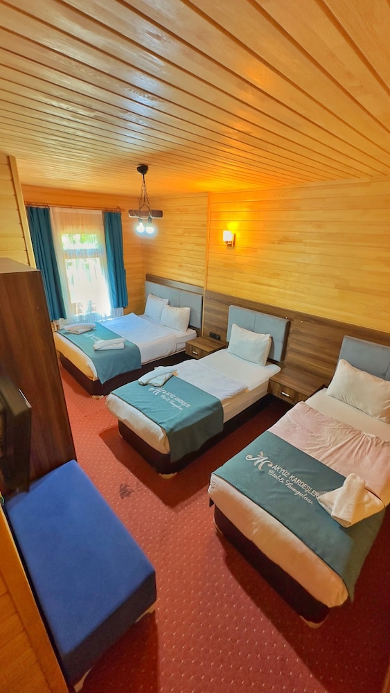 Akyuz Kardesler Hotel & Bungalow 47/74
