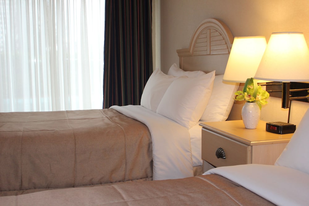 Confederation Place Hotel 36/68