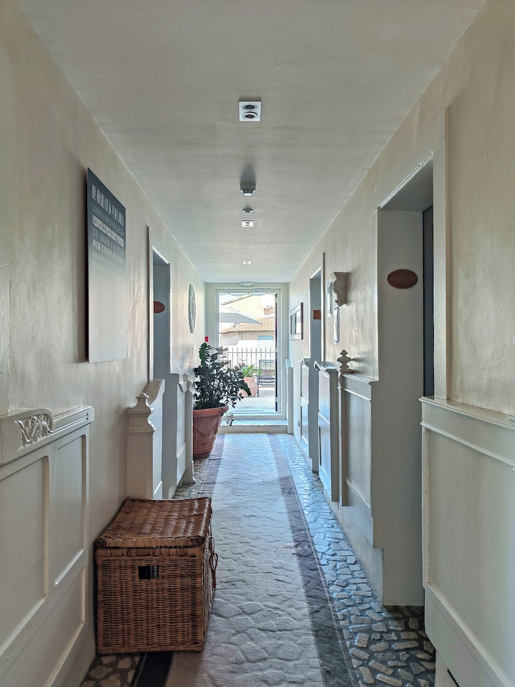 Hotel the Originals Martigues Clair 36/50