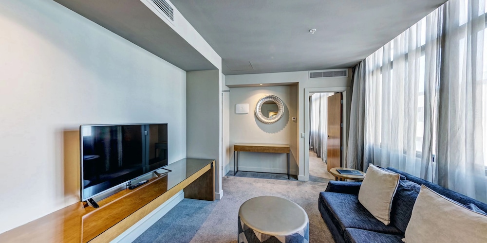 Distinction Dunedin Hotel 47/65