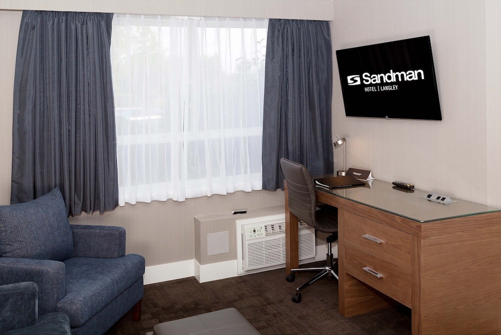 Sandman Hotel Langley 44/47