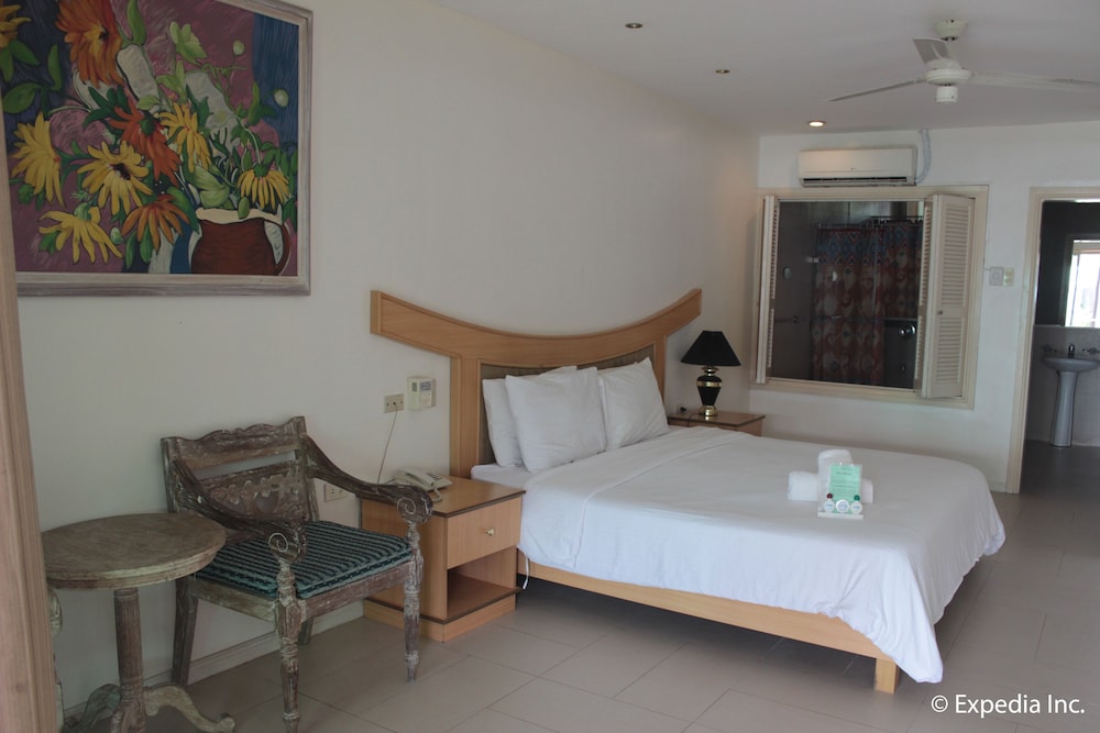 Wild Orchid Beach Resort 14/67