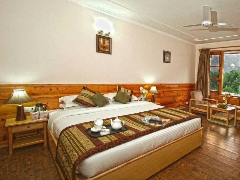 J.J Resorts by Bivaan 12/23